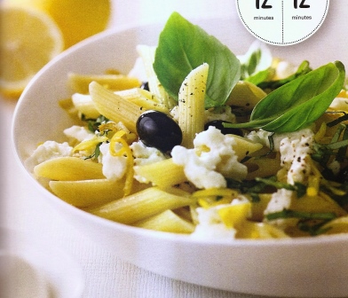 Pâtes au citron,basilic et mozzarella.